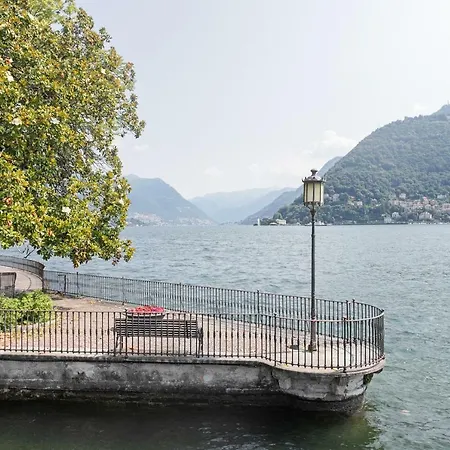 Lake & Olmo Apartment